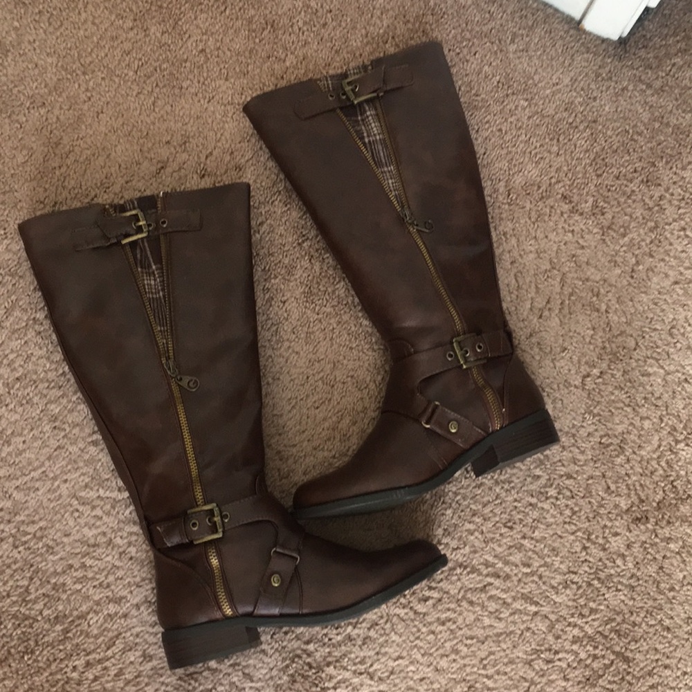 Brown Boots.